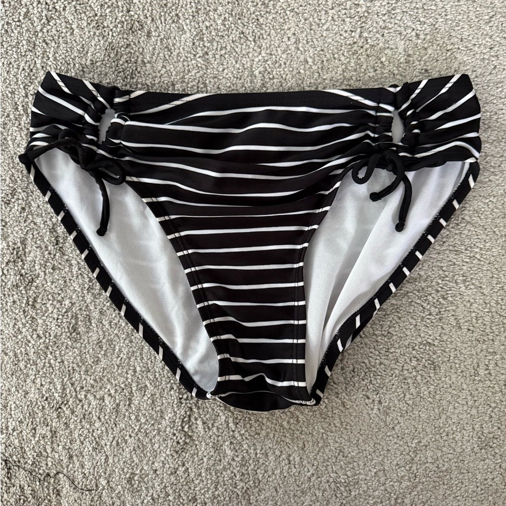 Art Class Black and White Swimwear